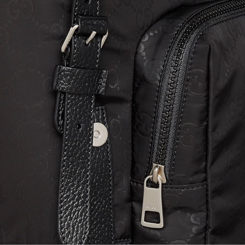 Authentic Gucci bagpack 🖤🖤 - Picture 2 of 13